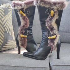 vintage y2k Destroy leather and fur pointed toe boots