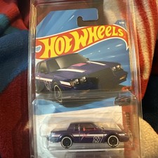 Hot Wheels '87 Buick Regal GNX Nightspeed 1:64 Purple Black Diecast Car