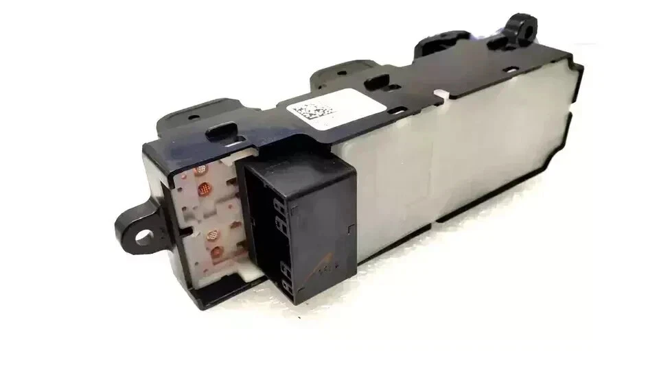 NEW GENUINE Power Window Switch for Suzuki CELERIO, ERTIGA, SWIFT, SWIFT DZIRE - Image 4 of 4