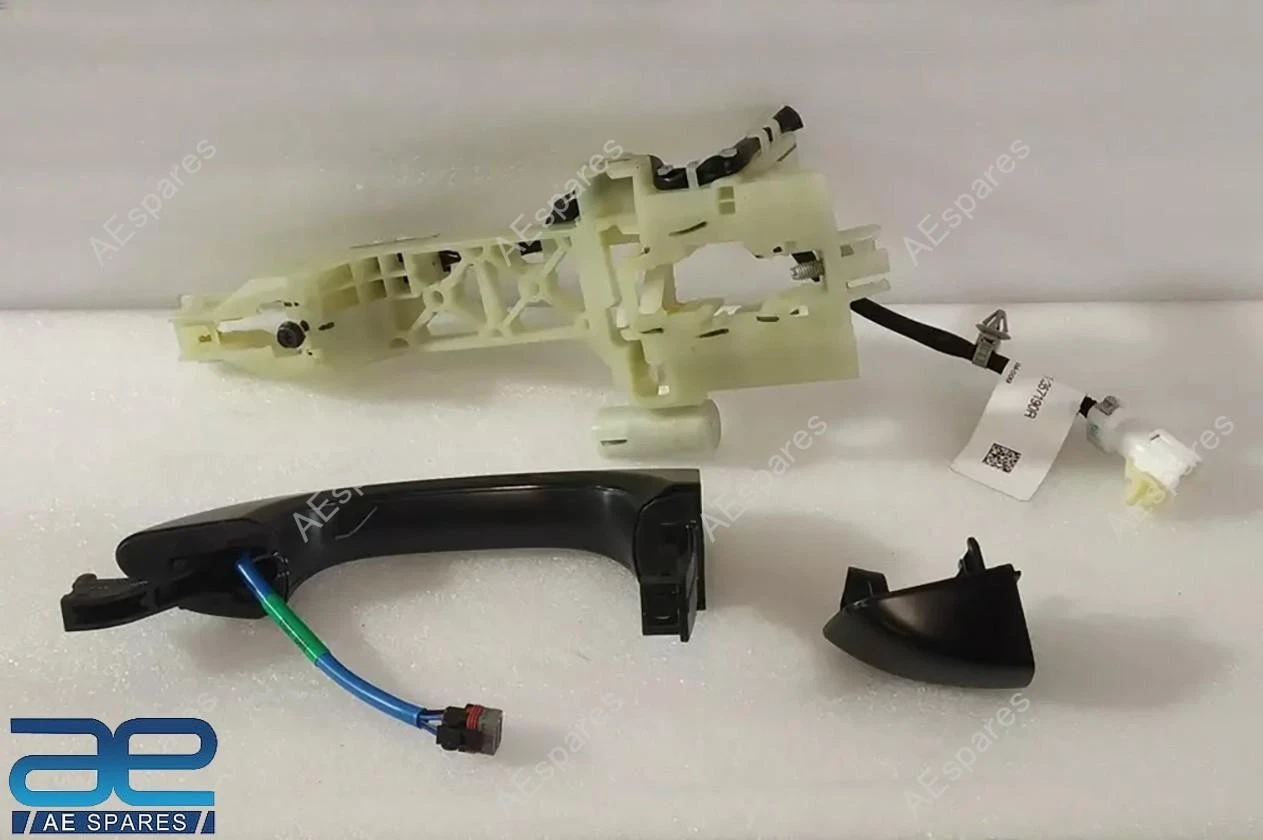 Exterior Front Door Handle LH For Mahindra XUV300 2019-2024 0114DS20009KT view 2