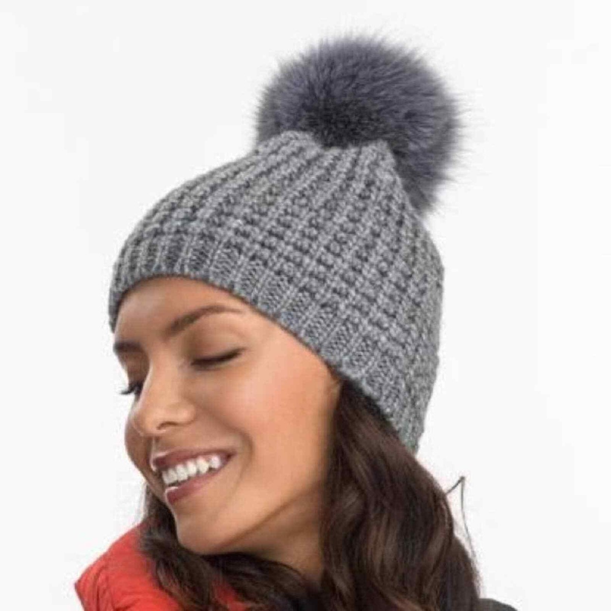 Kyi Kyi Real Fox Lined Hat New With Tags New with tag Kyi Kyi Genuine Fox Pompom Hat in IVORY/SILVER  main image 4