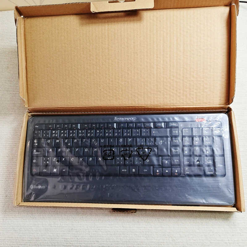 Czech layout Bluetooth Keyboard JME8002B For Lenovo HP IOS Android WIN - Image 2 of 4