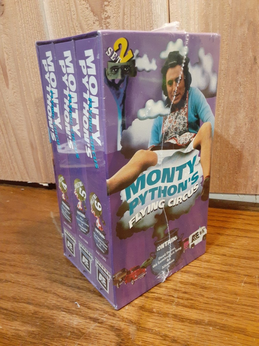 その他 Monty Python's Flying Circus: Set 4 [VHS] MONTY PYTHON'S FLYING CIRCUS VHS Set Volume 4, 5, And 6