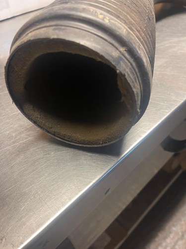 CLASSIC MINI GENUINE ROVER UNDERWING AIR INTAKE PIPE - Picture 2 of 3