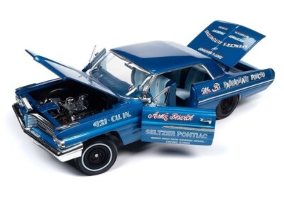 AUTOWORLD AW323 1:18 1962 PONTIAC CATALINA (ARNIE BESWICK