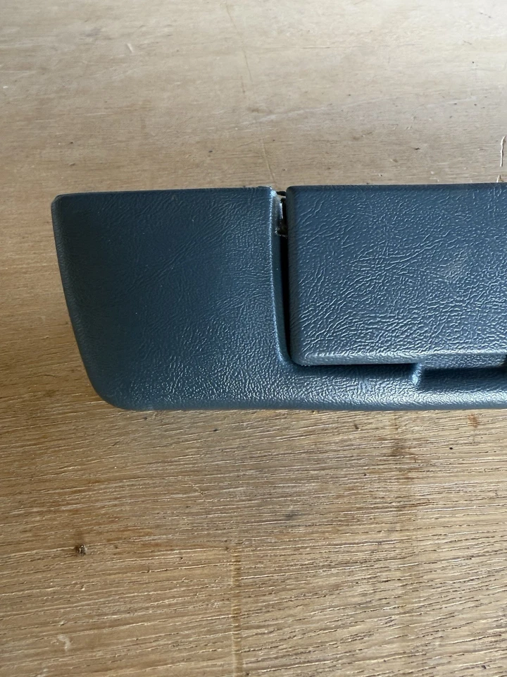 1988-1998 Chevy GMC C/K 1500 2500 caminhão braço traseiro direito descanso azul 15546430 - Imagem 2 de 4