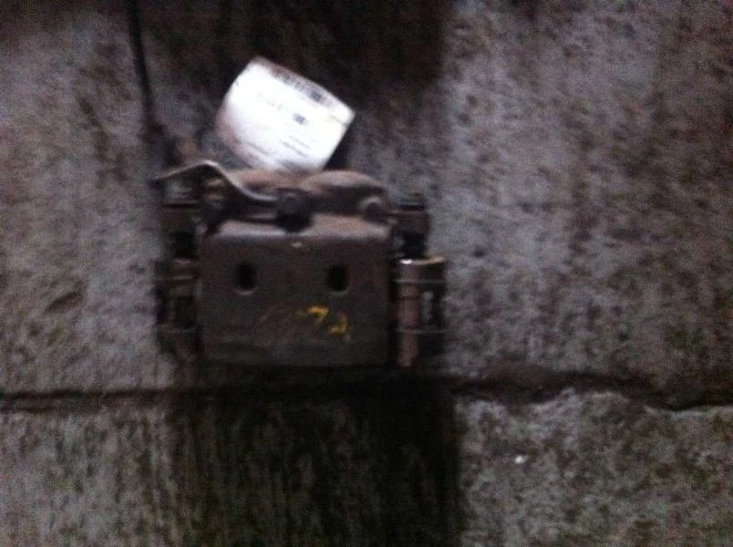 04 05 06 FURGONETA FORD E150 FRENOS DELANTEROS 4 RUEDAS ABS Foto 2 de 4