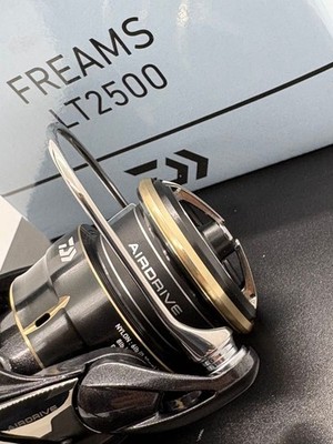 Daiwa 26 FREAMS LT2500 Spinning Reel 2500 LT Airdrive Design 2026 Model FREAMS