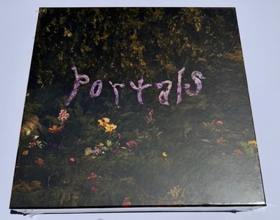 Melanie Martinez Portals Deluxe Vinyl 2LP + Board Game LIMITED EDITION Walmart