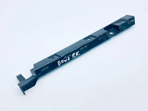 BMW 1 E87 Kotflügelhalter vorne rechts 51777118159 1.60 Petrol 2006 30682378