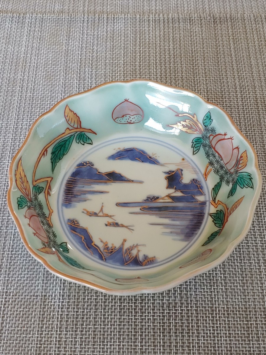 乾隆青花五彩加金彩豆青釉瓷山水葵口碗Chinese 19Th Green Glazed Blue