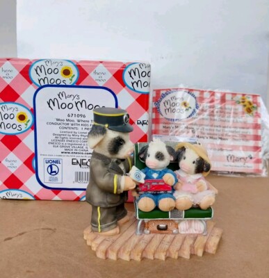 Marys Moo Moos Train Conductor ''Moo Moo Where To?'' Cow Lionel Figurine #671096