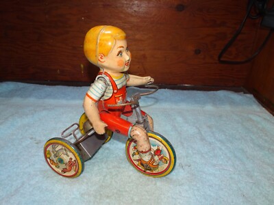 JOUETS ANCIENS CYCLISTES EUR 31,00 - FR