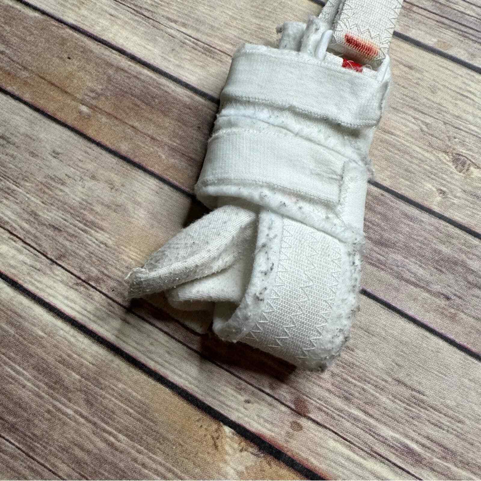 Pavlik Wheaton Harness Medium Baby Hip Dysplasia Clicky Hips White 36