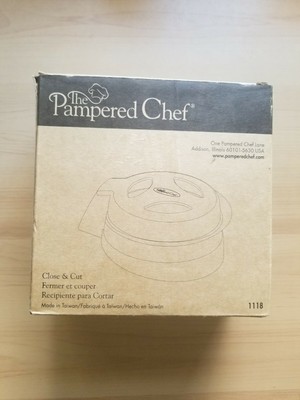 The Pampered Chef - Close & Cut - Keeps Food In Place and Hands Safe - In Box