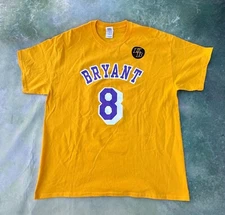 NBA Los Angeles Lakers Kobe Bryant #24 Men's Tribute Game T-Shirt Size XL.