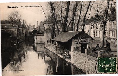 CPA BONNEVAL - Rue et Fossés St-Sauveur (179993)