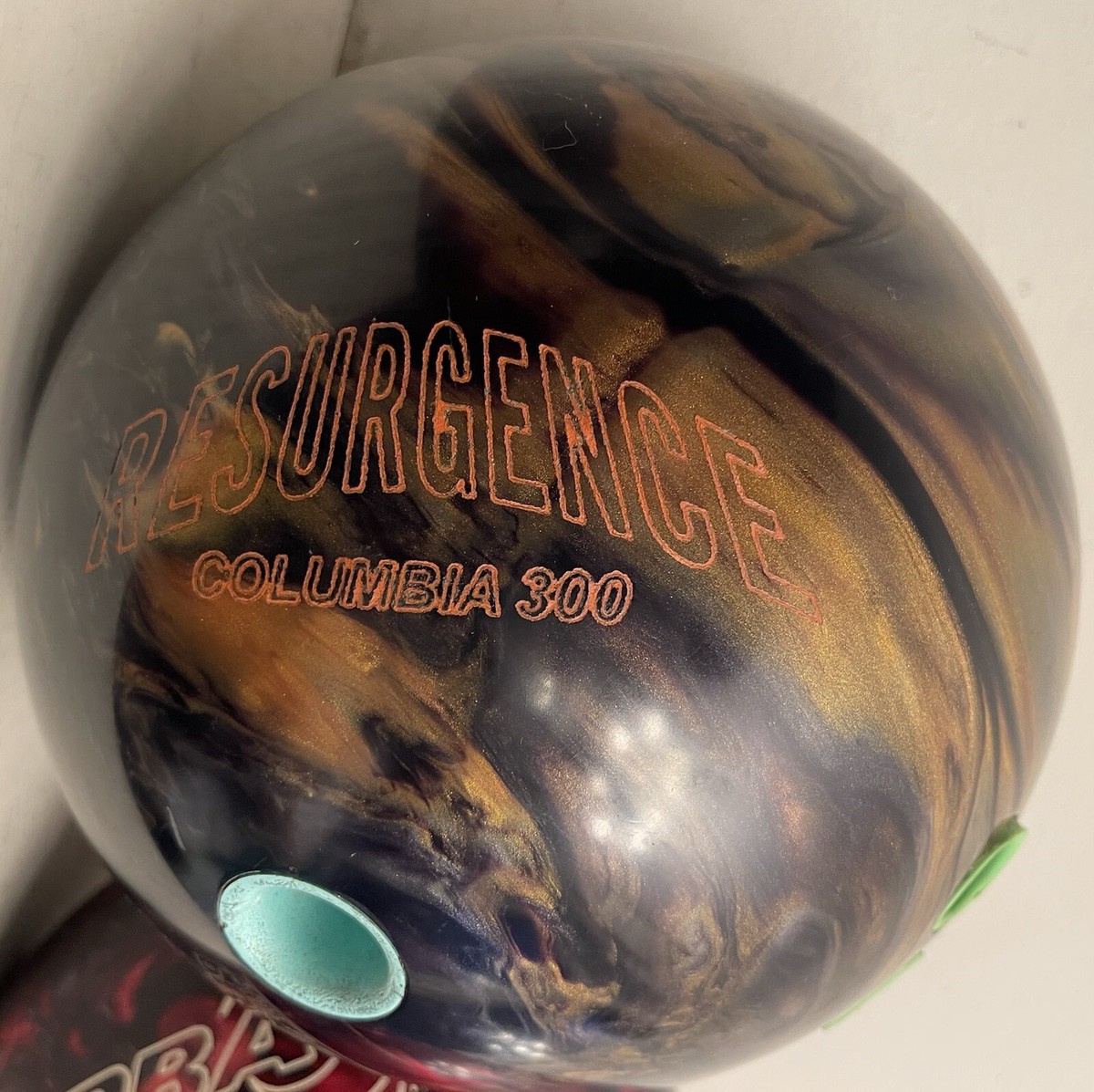 Columbia 300 Resurgence, Brunswick 15 lbs Bowling Balls, Double