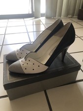 Vintage Bally Leather Black and White Heels Pumps Women Size 8 1/2M W/ Box