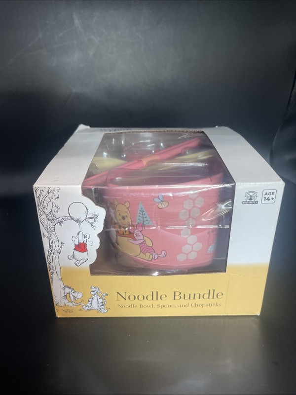 Disney Pink Winnie The Pooh Noodle Bundle NIB 20 Oz Bowl, Spoon, & 8” Chopsticks