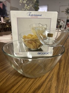 Vintage Arcoroc Chip & Dip Bowls 3 PC. MCM Entertainment Collection France 9”