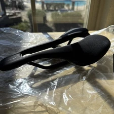 Selle Italia Saddle SLR TM Boost Superflow L3 Black 145mm Shipped Quick