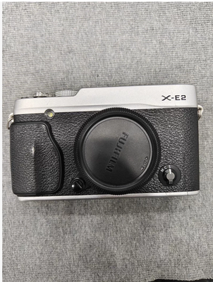 Fujifilm X Series X-E2 XE2 16.3MP Digital Camera - Silver (Body