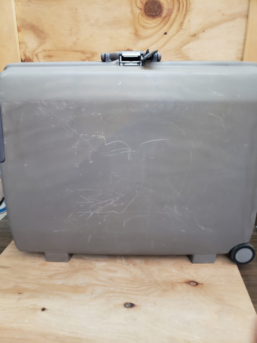 Samsonite Oyster Vintage 3 Point Latch Hard Shell Suitcase Luggage