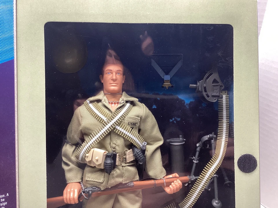 GI Joe Medalla de Honor Serie "Mitchell Paige" Segunda Guerra Mundial Colección LE 1997 Kenner Nuevo Foto 4 de 4