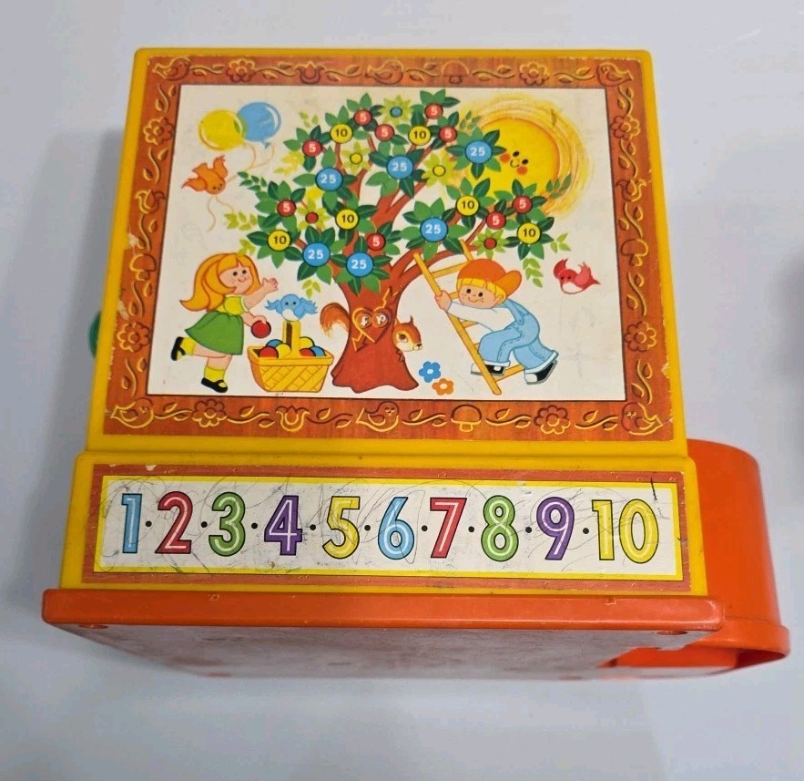 как выглядит Vintage 1974 Fisher Price 926 Cash Register w/4 Coins - All Buttons Bell Work фото