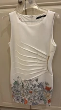 Ivanka Trump Dress Women's sz 12 Floral Print Sleeveless Sheath Gold Zipper Chic