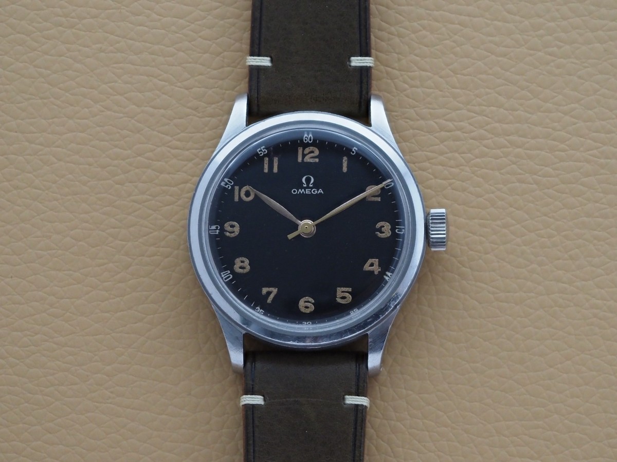 Omega Gilt Lacquered Black Dial Ref 2179/3 Cal 30T2 Center Seconds