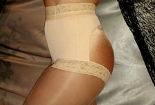 VTG STYL NYLON SILKY CROSSDRESSER PAD PADS PADDING PANTIES GIRDLE METAL BONE M