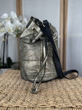 Huftgold Berlin echt Wildleder Leder distressed gold Schultertasche Umhängetasche