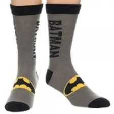 DC COMICS BATMAN LOGO AND TEXT GRAY CREW SOCKS
