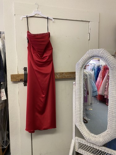 Size 18 Niki Livas Red Strapless Formal 