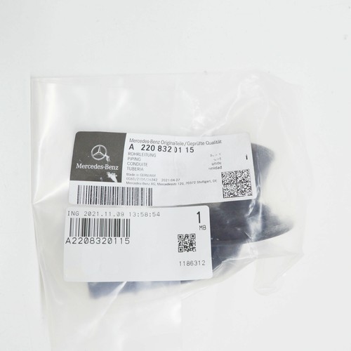 NEW MERCEDESBENZ S W220 HVAC HEATER HOSE CONNECTOR A2208320115
