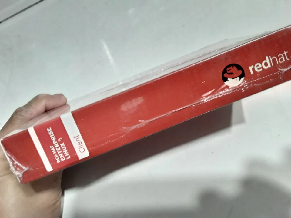 RedHat Enterprise Linux5 CLIENT RHF0377US for X86 AMD64 & Intel 64 Media Kit NEW - Image 3 of 4