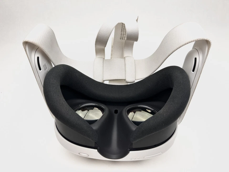 Oculus Quest 3 VR Headset 512 GB - used - Image 3 of 4