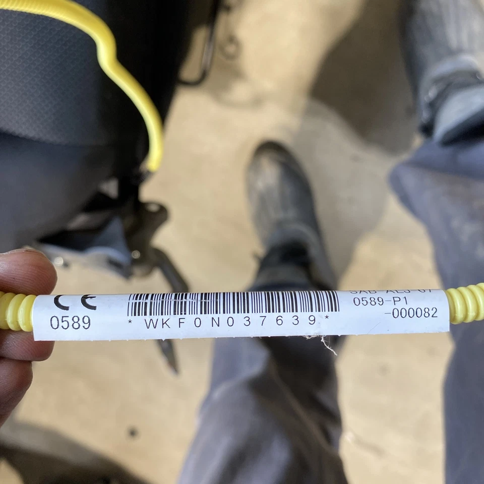 2012 2013 2014 Subaru Impreza Assento Superior Frontal Almofada Passageiro Lado Direito Fabricante de Equipamento Original - Imagem 3 de 4