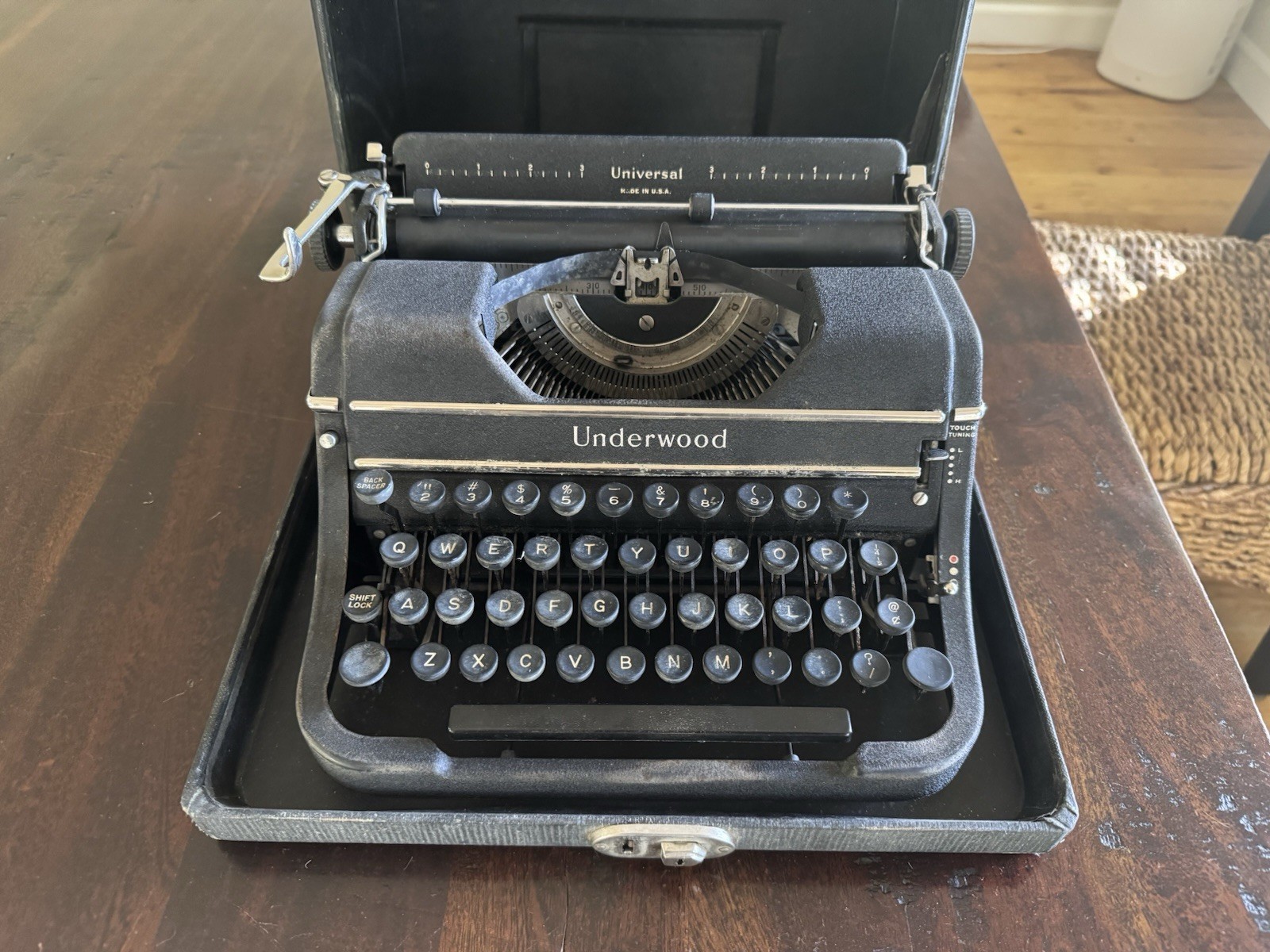 Underwood Universal Portable Four Bank Typewriter c. 1947