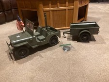 1960's GI JOE 7000 Jeep Trailer Vintage Hasbro Motor works , missing one arm.