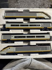 Hornby Eurostar Train Set 4-Piece OO Gauge Model Railway 3213 and 3214