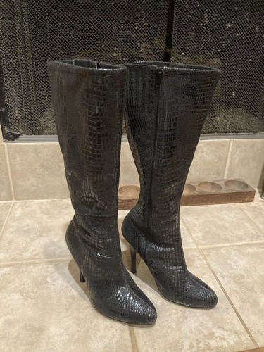 WHBM Snakeskin Black Boots 8M Knee High Heel 4.5” White House Black Market Party