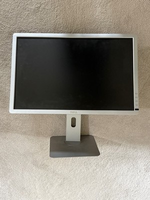 Dell P2213T 22'' LCD LED Monitor in Silber VGA DVI DisplayPort USB