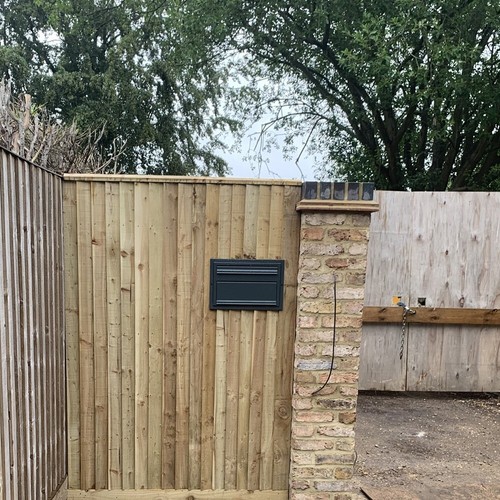 Outdoor Parcel Delivery Box for Gate Mounted Sigma Rear Access Black - Picture 15 of 23