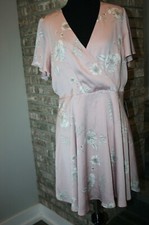 NEW Express Womens Pink Floral Short Sleeve Crossover Cocktail Dress SZ 12