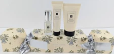Jo Malone Christmas Cracker: English Pear Cologne, Wood Sage Body Wash, Peony HC