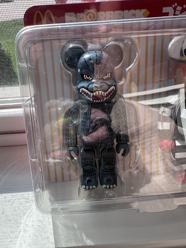 McDs Bearbrick Japan Edition 2024 McDonald’s Godzilla Grimace 4 150% Figures - Picture 4 of 13