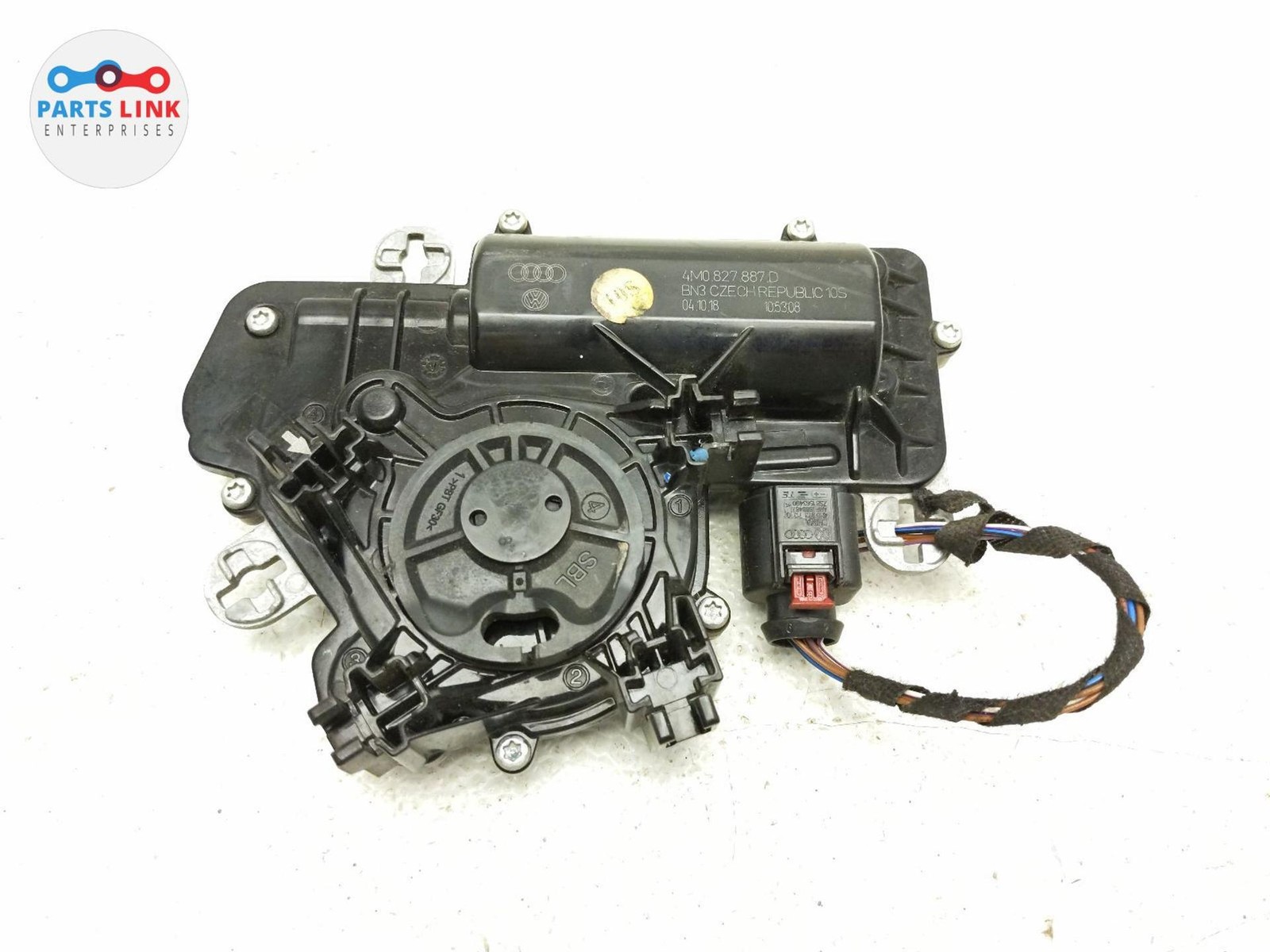 Bentley Bentayga 2016-2020 Rear Left Door lock actuator